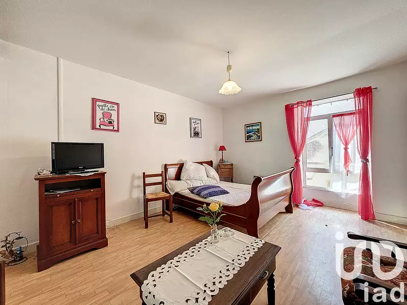 Immeuble, 102 m²