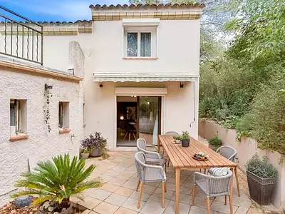 Maison, 89 m²