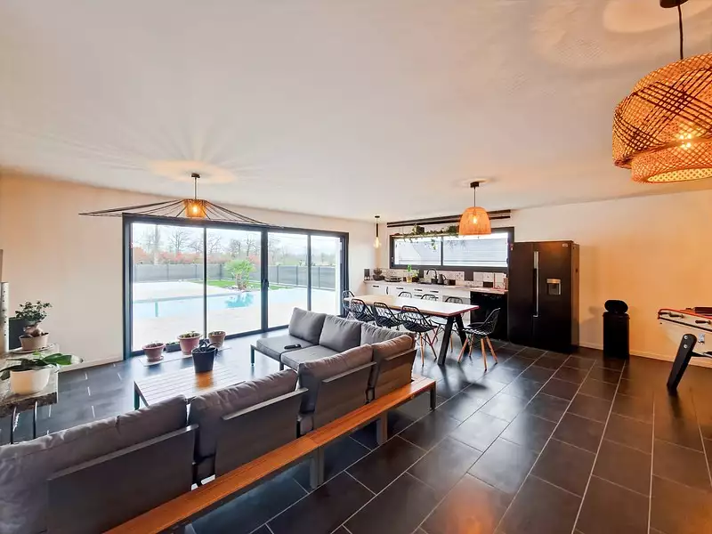 Maison, 180 m²