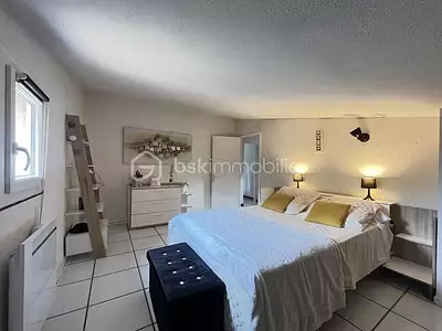 Maison, 277 m²