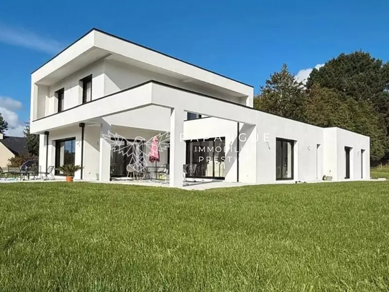 Maison, 204 m²