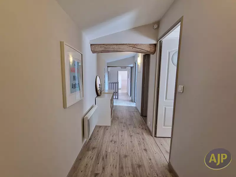Maison, 177,49 m²