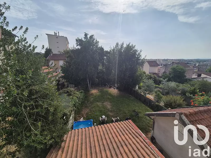 Immeuble, 230 m²