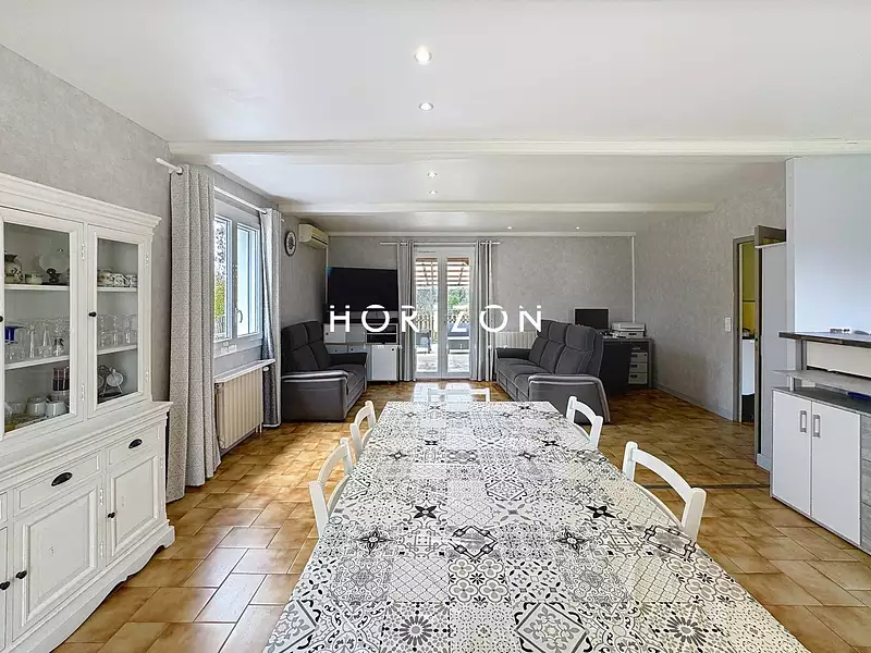 Maison, 186 m²