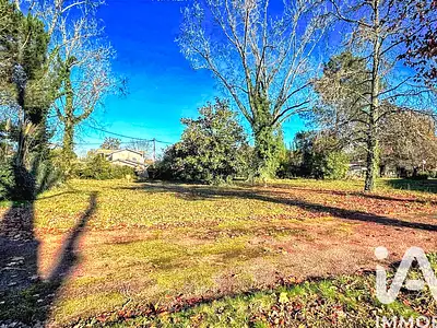Terrain, 1 300 m²