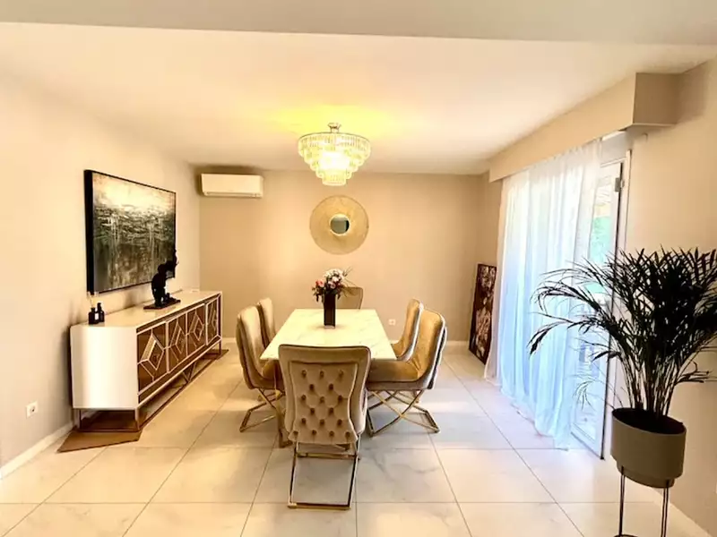 Maison, 209 m²