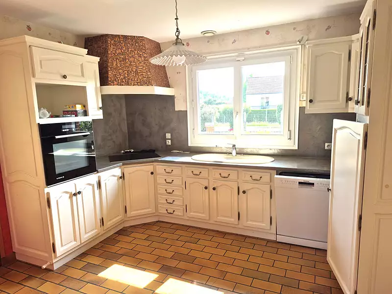 Maison, 166 m²