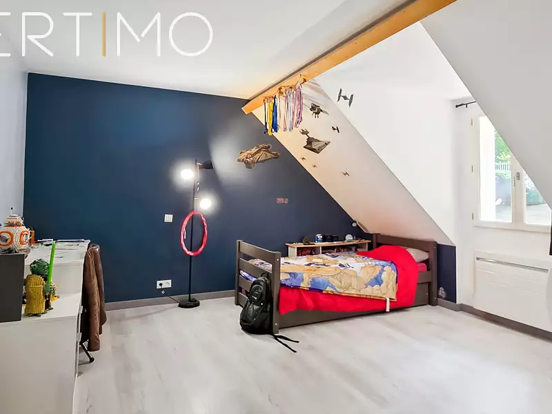 Maison, 242 m²