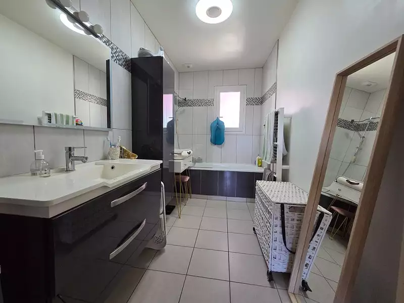 Maison, 146 m²
