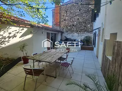 Maison, 230 m²