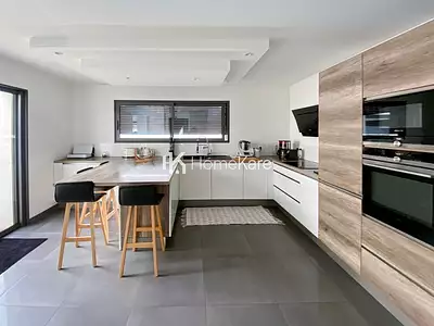 Maison, 165 m²