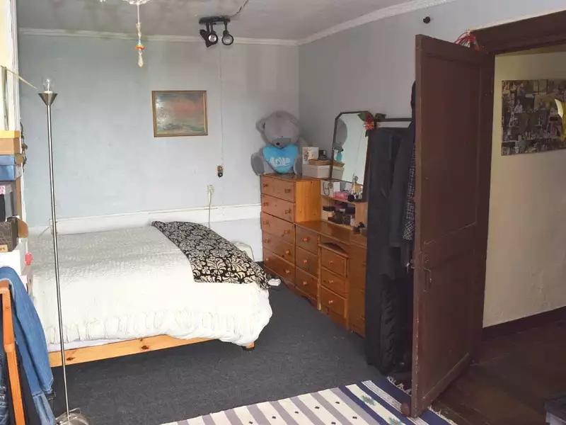 Maison, 240 m²