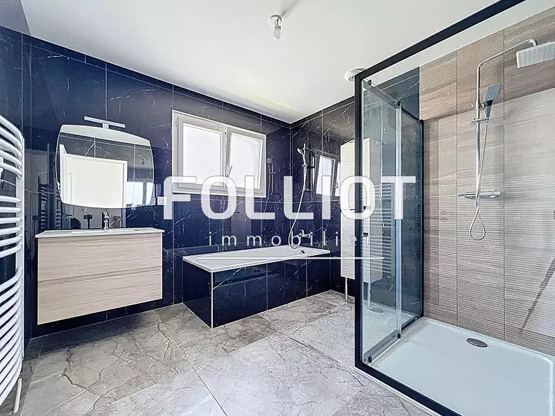 Maison, 145 m²