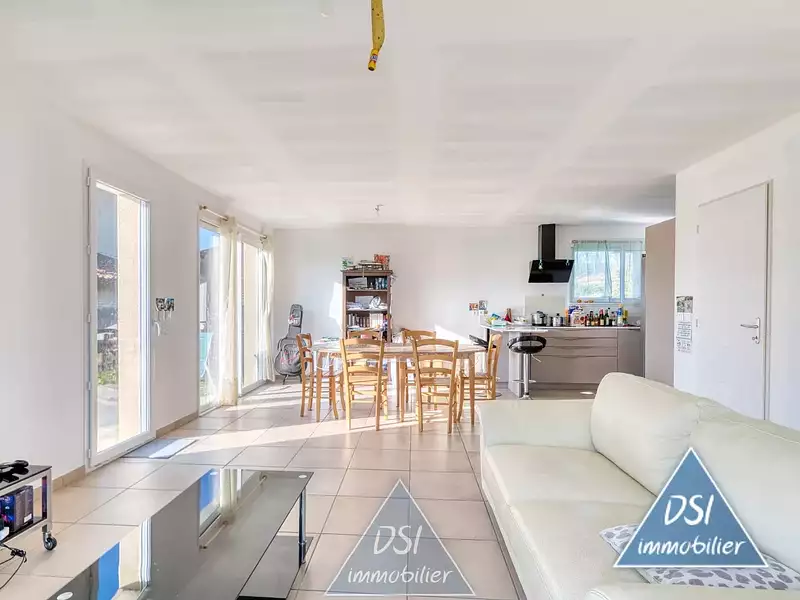 Maison, 102 m²