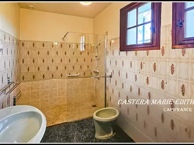 Maison, 165 m²