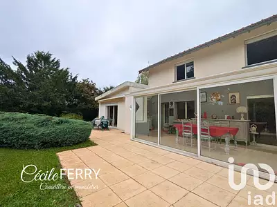 Maison, 141 m²