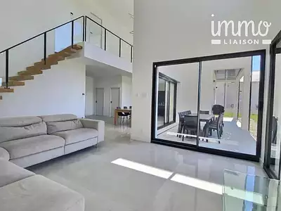 Maison, 210 m²