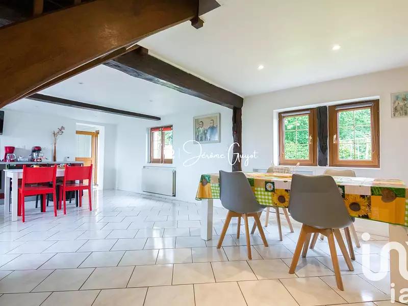 Maison, 219 m²