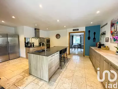 Maison, 254 m²
