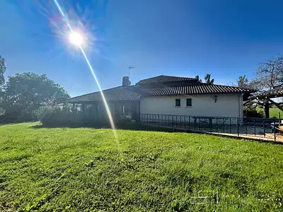 Maison, 165 m²