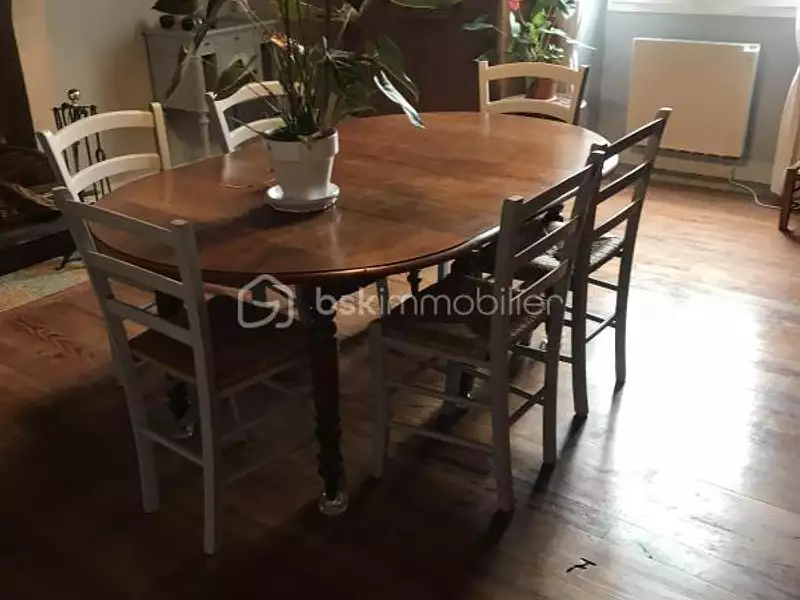 Maison, 266 m²