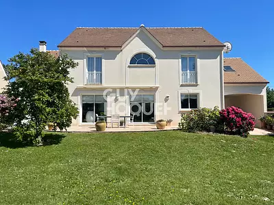 Maison, 230 m²