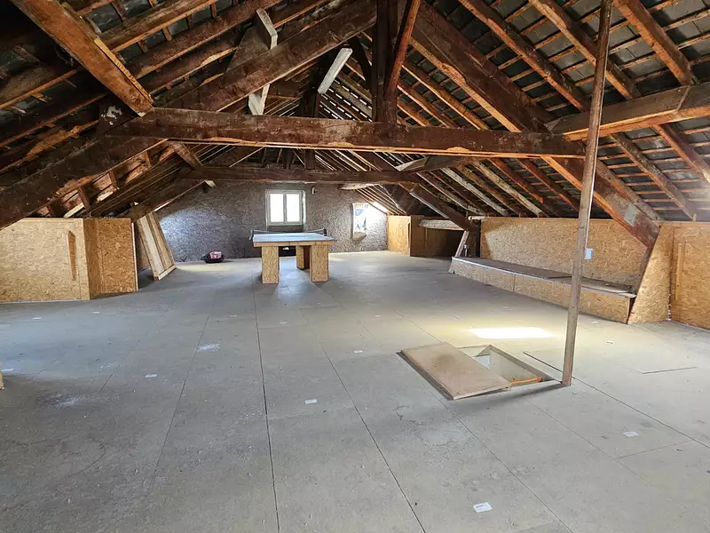 Maison, 240 m²