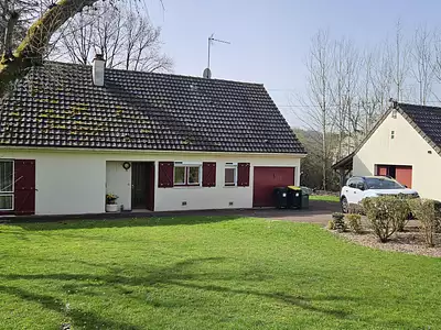 285 000 € 1 738 €/m² Maison • 164 m² • 8 pièces • 5 chambres • Ter. 4 175 m² Orly-sur-Morin (77750)