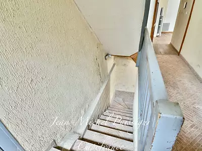 Immeuble, 220 m²