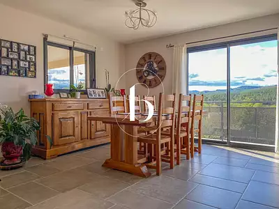 Maison, 115 m²
