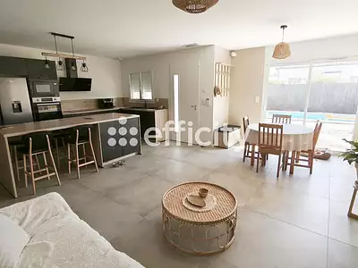 Maison, 95 m²