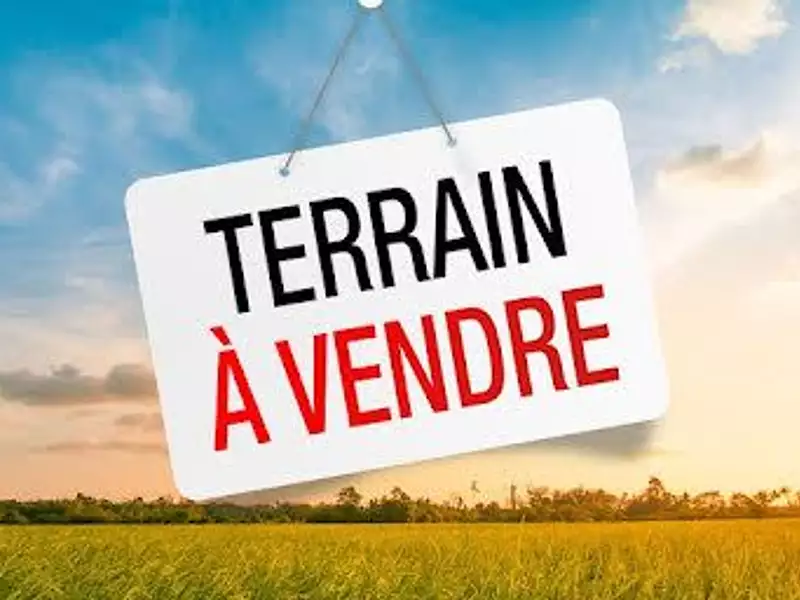 Terrain, 381 m²