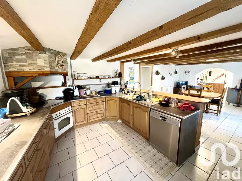 Maison, 210 m²