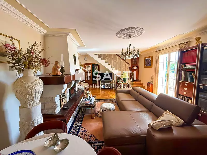 Maison, 158 m²