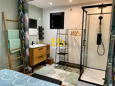 Immeuble, 160 m²