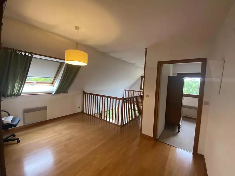 Maison, 195 m²