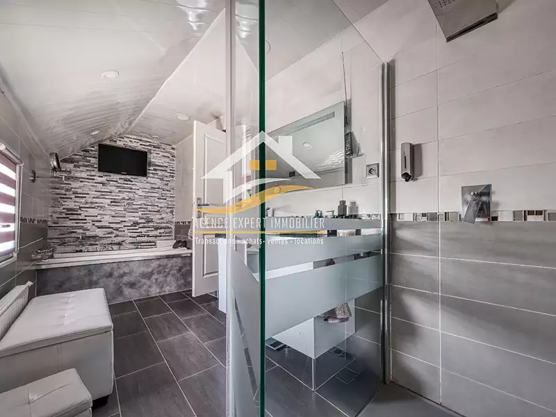 Maison, 130 m²