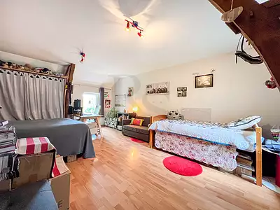 Maison, 250 m²