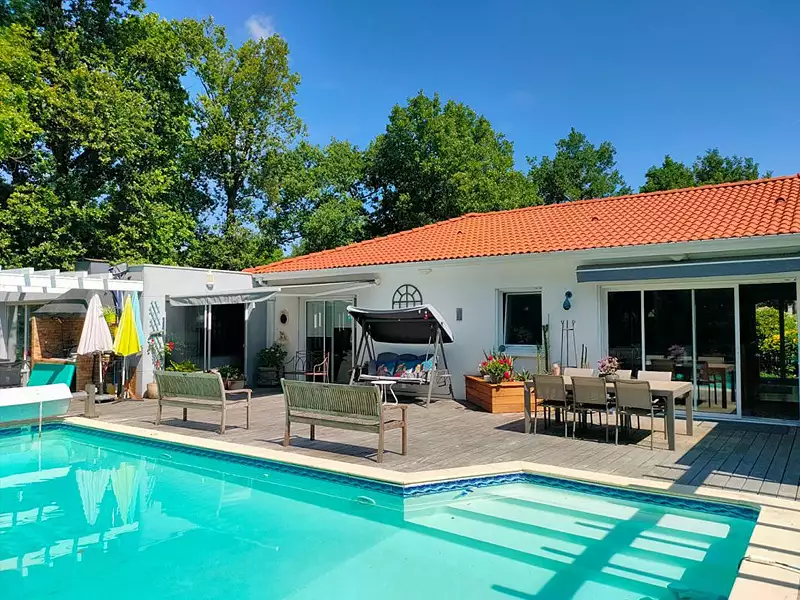 Maison, 208 m²