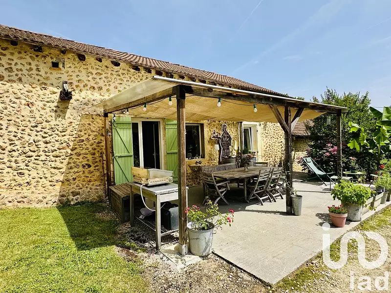 Maison, 203 m²