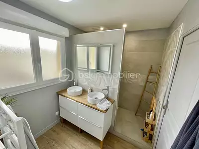 Maison, 193 m²