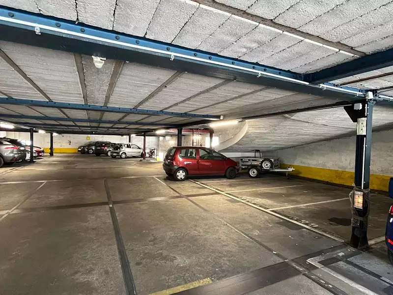Parking, 11 m²