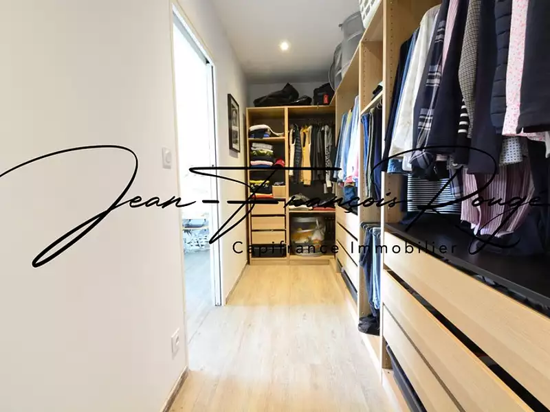 Maison, 162 m²