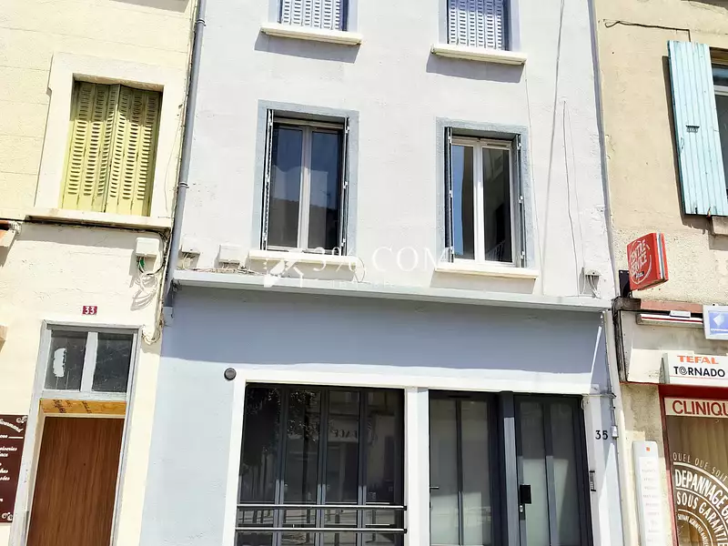 Immeuble, 200 m²