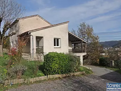 Maison, 141 m²
