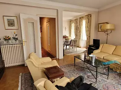 Immeuble, 170 m²