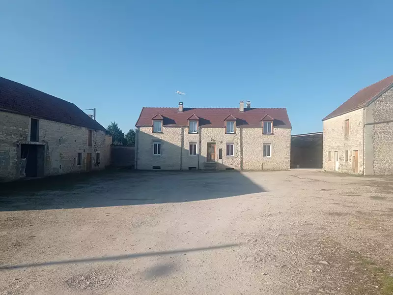 Maison, 222 m²
