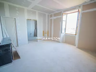 Maison, 325 m²