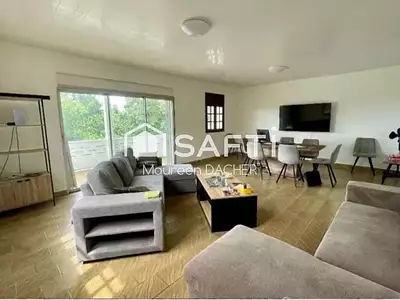 Maison, 297 m²