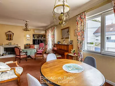 Maison, 185 m²